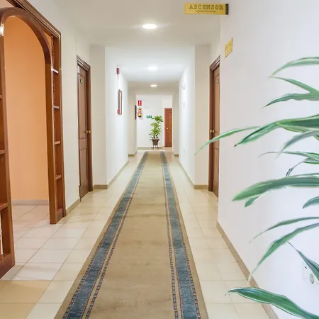 Tres Jotas Conil 2* 콘일데라프론테라