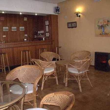 Tres Jotas Conil 2* 콘일데라프론테라