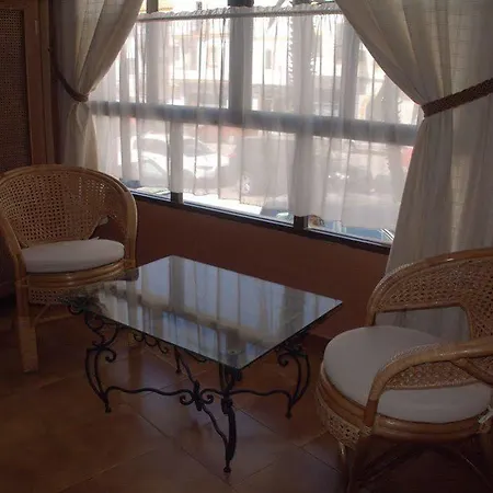 Tres Jotas Conil 콘일데라프론테라