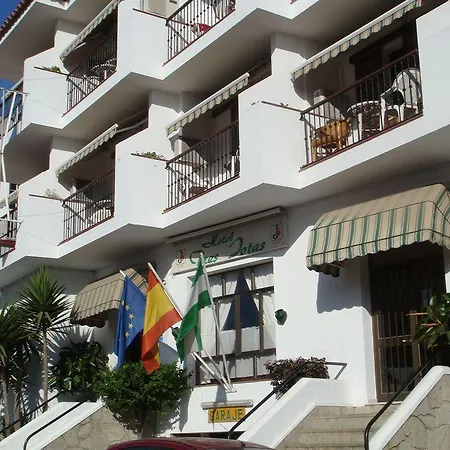 Tres Jotas Conil Hotel 2*